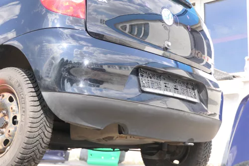 VW Fox 5Z Stoßstange hinten Stoßfänger schwarz L041 uni Heckstoßstange (170843)