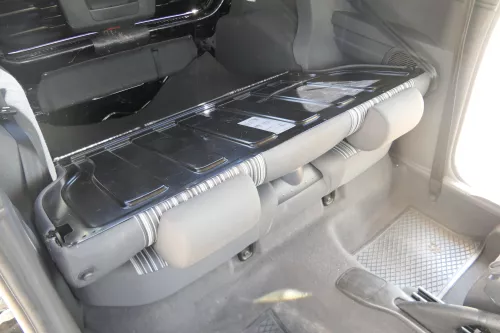 VW Fox Rückbank für Kopfstützen Kopfstütze Rücksitzbank getrennt teilbar geteilt (170849)