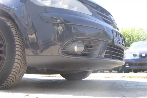 VW Golf 5 5M1 Plus Stoßstange vorne Frontoßstange Stoßfänger schwarz LC9Z (170857)