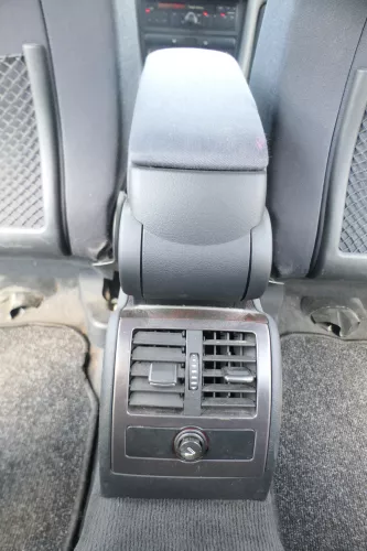 Audi A6 4B C5 Mittelarmlehne Armlehne original (170945)
