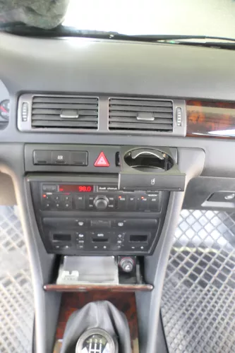 Audi A6 4B C5 Verkleidung Klappe Abdeckung Dekor Holz Optik Nußbaum (170947)