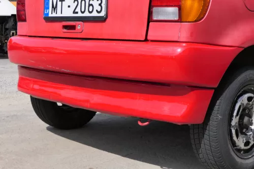 VW Polo 6N Stoßstange hinten 2-geteilte Heckstoßstange rot LP3G Stoßfänger (171171)