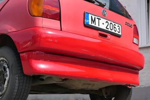 VW Polo 6N Stoßstange hinten 2-geteilte Heckstoßstange rot LP3G Stoßfänger (171171)