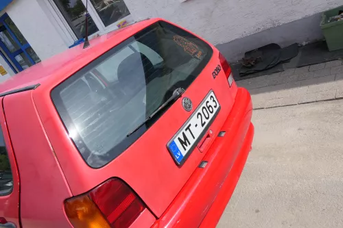 VW Polo 6N Heckklappe Klappe hinten Kofferraumklappe mit Scheibe rot LP3G (171172)