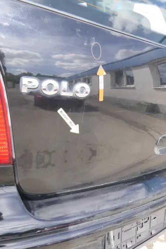 VW Polo 9N3 9N Heckklappe Kofferraumklappe Klappe schwarz L041 - Scheibe (171187)