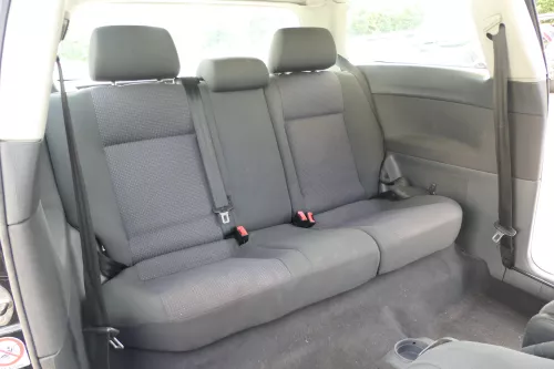 VW Polo 9N 9N3 Sitz Rückbank Sitzfläche Sitze 3 Punkt Gurt hinten mit Kopfstütze (171197)