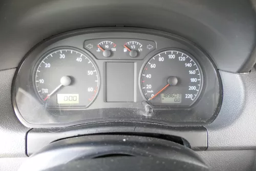 VW Polo 9N Tacho Tachometer Kombiinstrument 189.000km 6Q0920800P 1,2 47kw 40kw