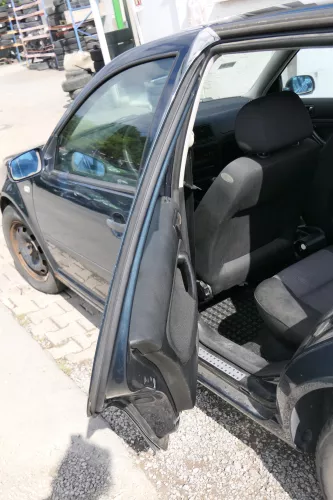 VW Golf 4 1J Limousine Tür hinten links grün LC6X (KEINkombi) (171220)