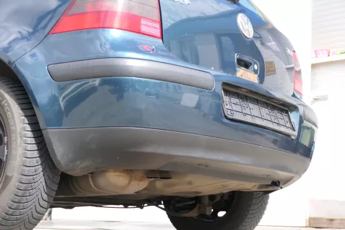 VW Golf 4 Limousine Stoßstange hinten Heckstoßstange Stoßfänger grün LC6X (171223)