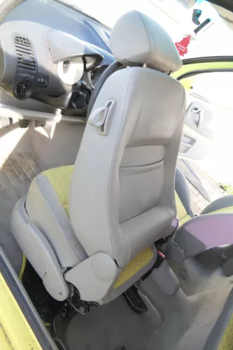 Seat Arosa VW Lupo Sitz vorn links Fahrersitz Höhenverstellung höhenverste gelb (171250)