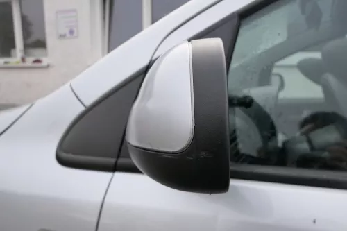 VW Fox 5Z manueller Spiegel Außenspiegel + Glas links silber grau LA7W (171262)