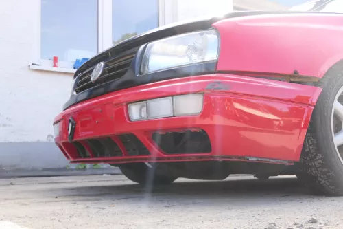 VW Golf 3 auch Cabrio Stoßstange vorne Stoßfänger vorn rot LP3G lackiert (171271)