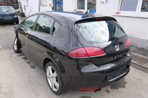Seat Leon Altea 1P 5P Querträger hinten Aufpralldämpfer Pralldämpfer Stoßstange
