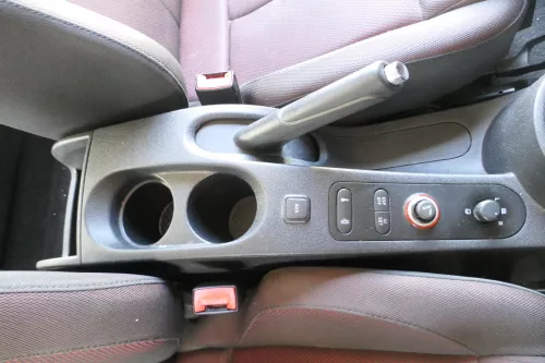 Leon 1P Mittelkonsole Mitteltunnel um Schaltung Becherhalter 1P0863241A schwarz (171358)