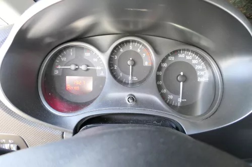 Seat Leon 1P Tacho Tachometer 1P0920825 254.000km FSI 2,0 BVY BLR BLY BVZ