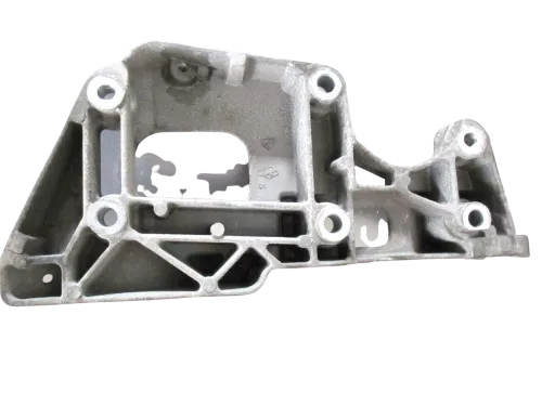 VW Golf 5 Halter Konsole Lichtmaschine Träger 06F903143F 2,0 FSI BLR BLY BSE BSF (171372)