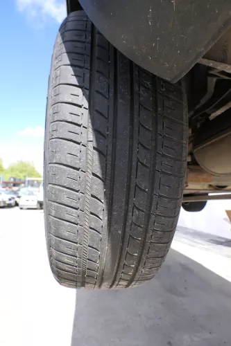 4x A4 B5 A6 4B Alufelgen 205/55 R16 91V Sommerreifen Reifen KBA 44409 AEZ 3-5mm (171472)