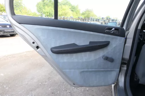 4 x Skoda Fabia 6Y Stufenheck Türverkleidung Verkleidung Tür vorn vorne links re (171569)