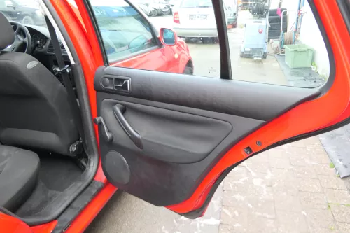 1x VW Golf 4 1J Limousine Türverkleidung Verkleidung Tür hinten rechts schwarz (171597)