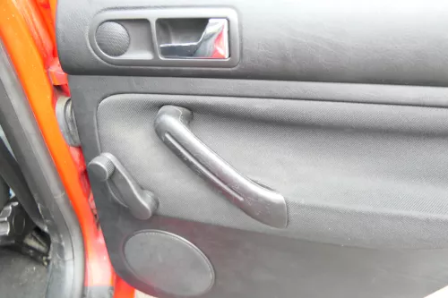 1x VW Golf 4 1J Limousine Türverkleidung Verkleidung Tür hinten rechts schwarz (171597)