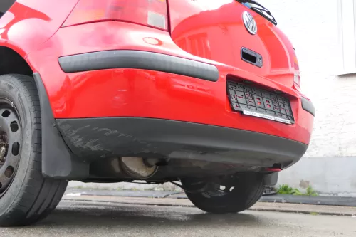 VW Golf 4 Limousine Stoßstange hinten Heckstoßstange Stoßfänger rot LP3G (171600)