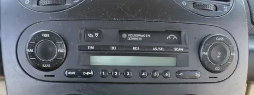 VW New Beetle 9C Radio mit Code 1C0035186