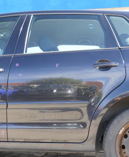 VW Polo 9N 9N3 Tür hinten links 4/5-Türer schwarz LC9Z - ohne Anbauteile