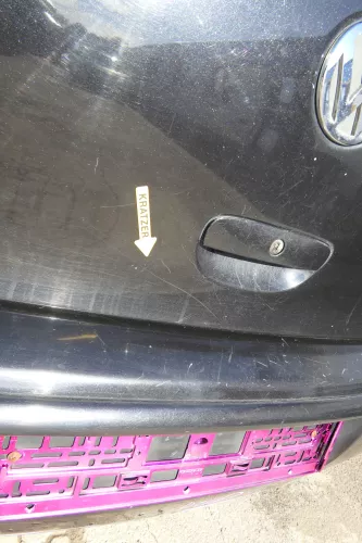 VW Polo 9N3 9N Heckklappe Kofferraumklappe Klappe schwarz LC9Z - Scheibe (171826)