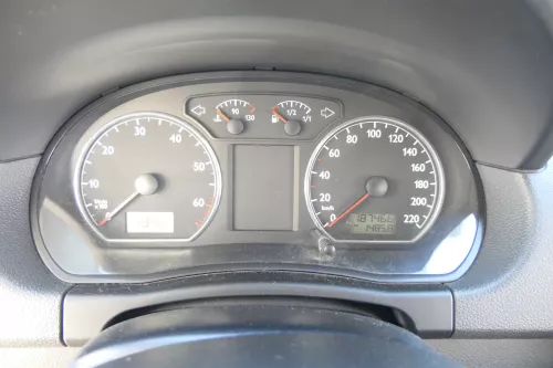 VW Polo 9N Tacho Tachometer Kombiinstrument 6Q0920802A 1,2 47kw 40kw 187.000km