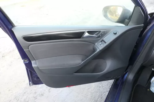 VW Golf 6 5K Türverkleidung Verkleidung Tür vorne +hinten 4-Türer (171898)