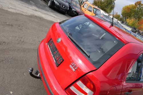 Skoda Fabia 6Y6 Schrägheck Heckklappe Kofferraumklappe hinten rot LF3K (171949)