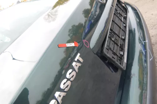 VW Passat 3B Limousine Heckklappe Klappe hinten Kofferraumklappe grün LC6N (171974)