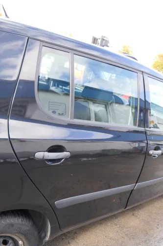 Skoda Fabia 5J Limousine Tür hinten rechts schwarz LF9R (172017)