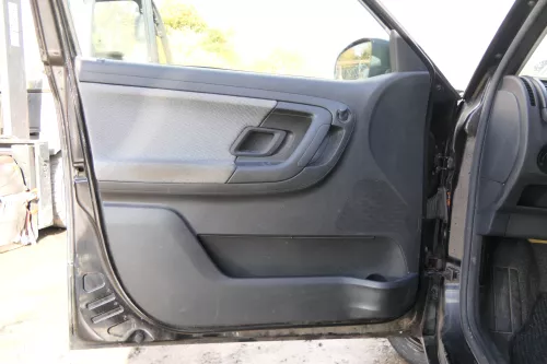 4 x Skoda Fabia 5J Stufenheck Türverkleidung Verkleidung Tür vorne +hinten links