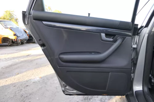1x A4 8E B6 Türverkleidung Verkleidung Tür hinten links soul schwarz