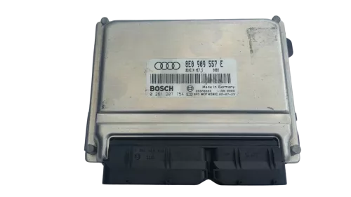 Audi A4 8E Steuergerät Motor 8E0909557E 2,0 96kw ALT Benziner Motorsteuergerät