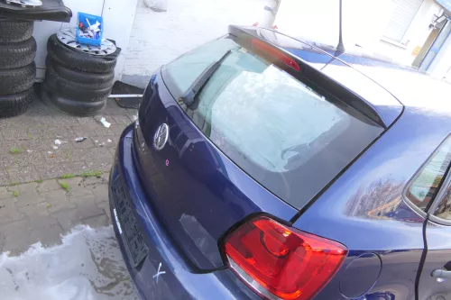 VW Polo 6R 6C Heckklappe Kofferraumklappe Klappe Scheibe blau LD5Q OHNEAnbauteil (172374)