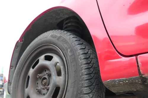 VW Caddy 9K Polo Variant 6Kv Kombi Kotflügel vorne links rot LY3D (172396)