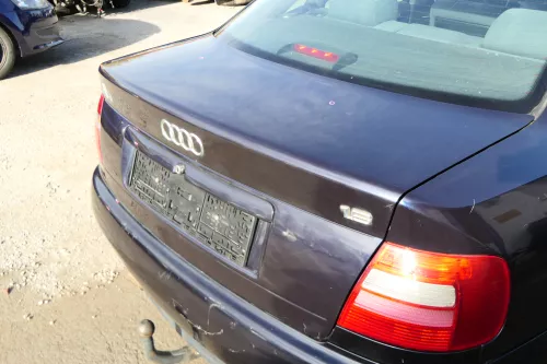 A4 B5 Heckklappe hinten Klappe Kofferraumklappe Limousine blau lila LZ5L bis1999 (172455)
