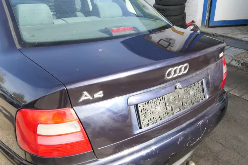 A4 B5 Heckklappe hinten Klappe Kofferraumklappe Limousine blau lila LZ5L bis1999 (172455)