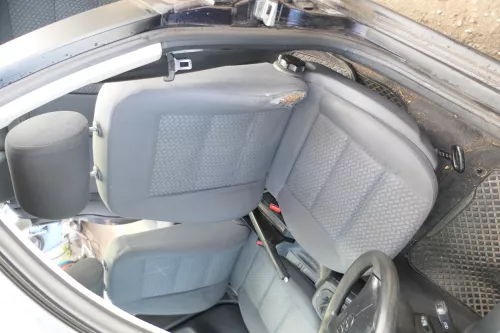 Audi A4 B5 Sitz Fahrersitz vorne links höhenverstellbar (172461)