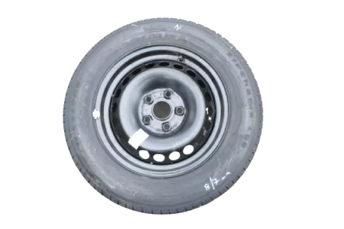 1xA4 B5 A6 4B Passat 3BG Felge Reifen Sommerreifen 195/65 R15 7-8mm Ersatzreifen