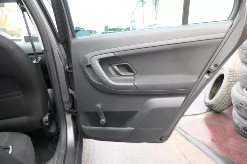 4 x Skoda Fabia 5J Stufenheck Türverkleidung Verkleidung Tür vorne +hinten links (172610)