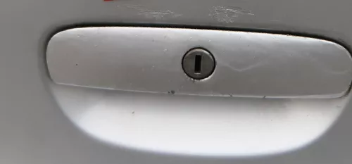 VW Polo 9N 9N3 Griff Heckkklappe Heckklappengriff silber LA7W