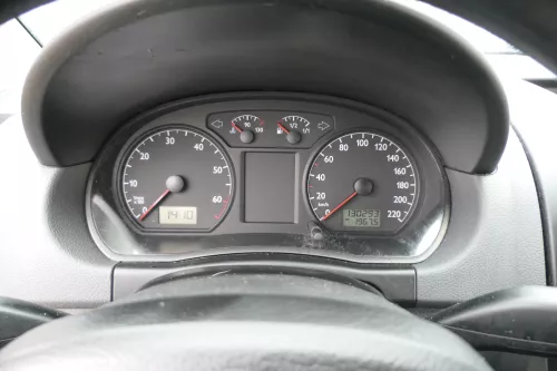VW Polo 9N Tacho Tachometer Kombiinstrument 130.000km 6Q0920800P 1,2 47kw 40kw