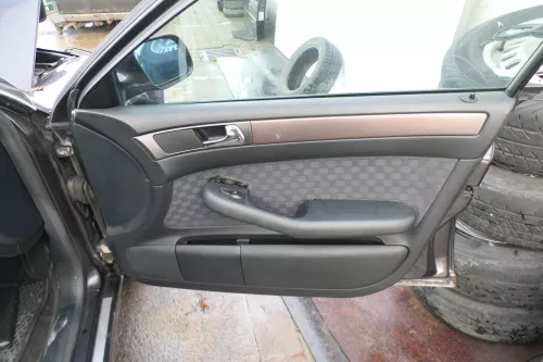 4x A6 4B Türverkleidung Verkleidung Tür vorne hinte links rechts onyx (172697)