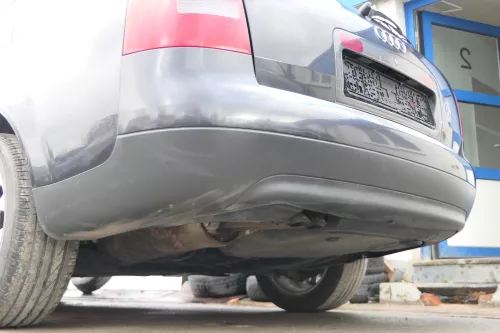 Audi A6 4B Kombi Avant Stoßstange hinten Heckstoßstange lila blau LZ4V (172700)