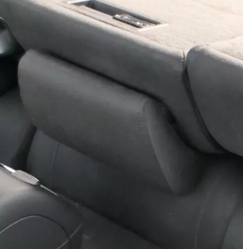 Audi A4 B8 8K Kopfstütze hinten in der Mitte schwarz soul Atrium schwarz