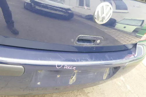 VW Golf 4 Limousine Stoßstange hinten Heckstoßstange Stoßfänger blau LA5G (172911)