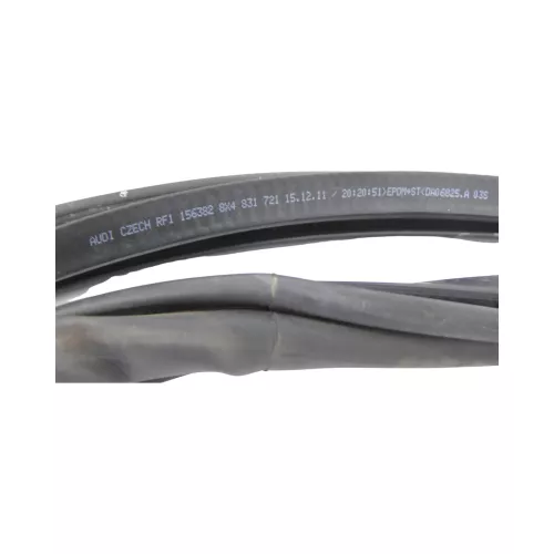 Audi A1 8X Türdichtung Dichtung Tür vorne links Fahrertür 4/5-Türer (172980)